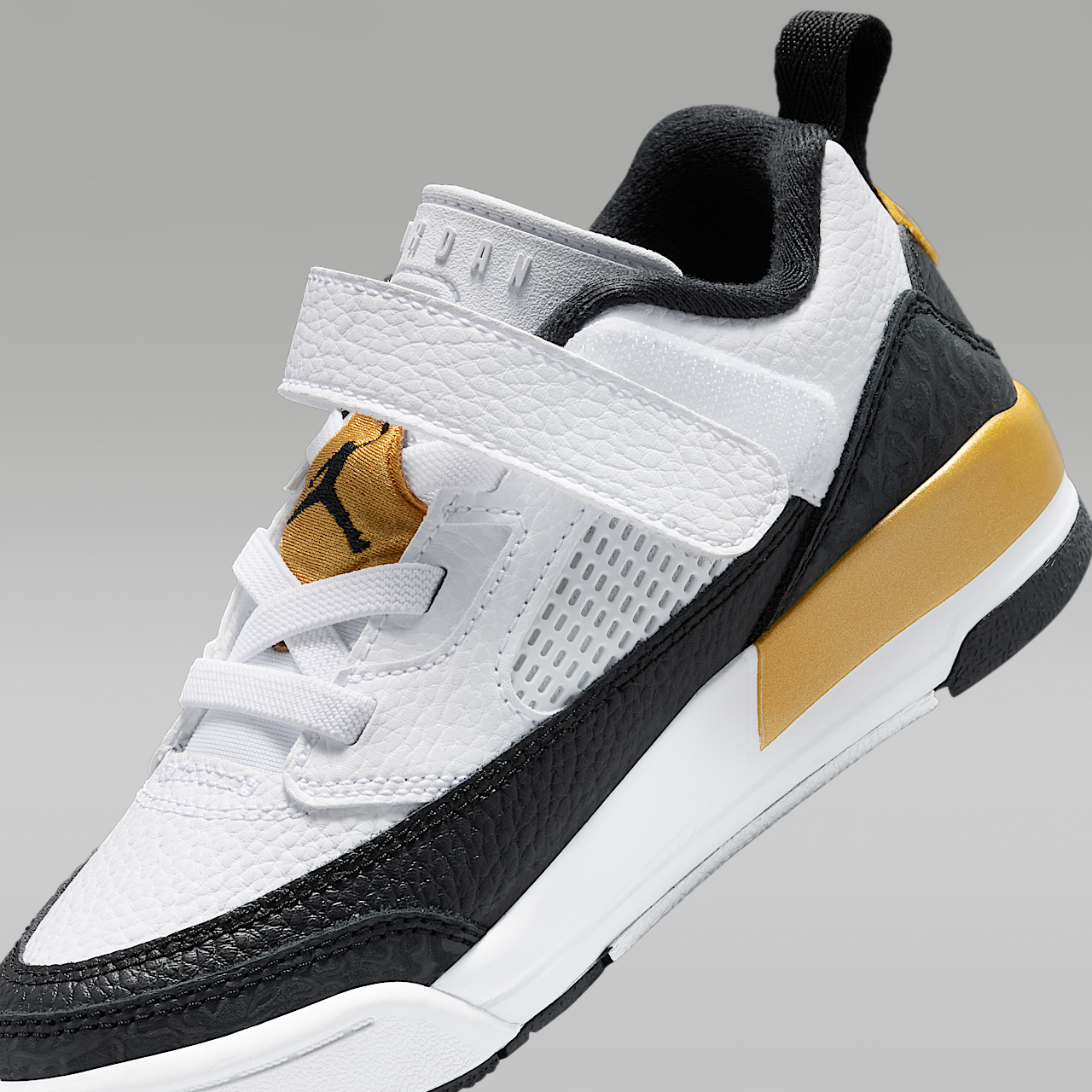 Nike Jordan Spizike Low sneaker Wit/Metallic Gold/Zwart