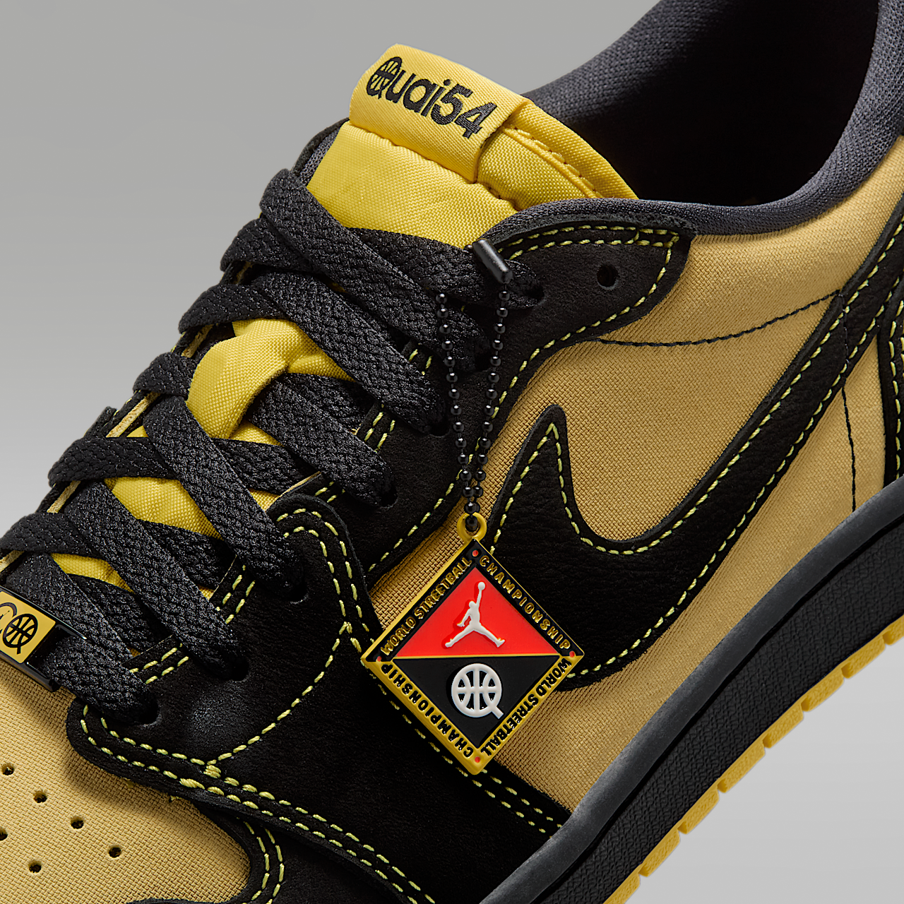 Nike Air Jordan sneaker Zwart/Chile Red/Tour Yellow