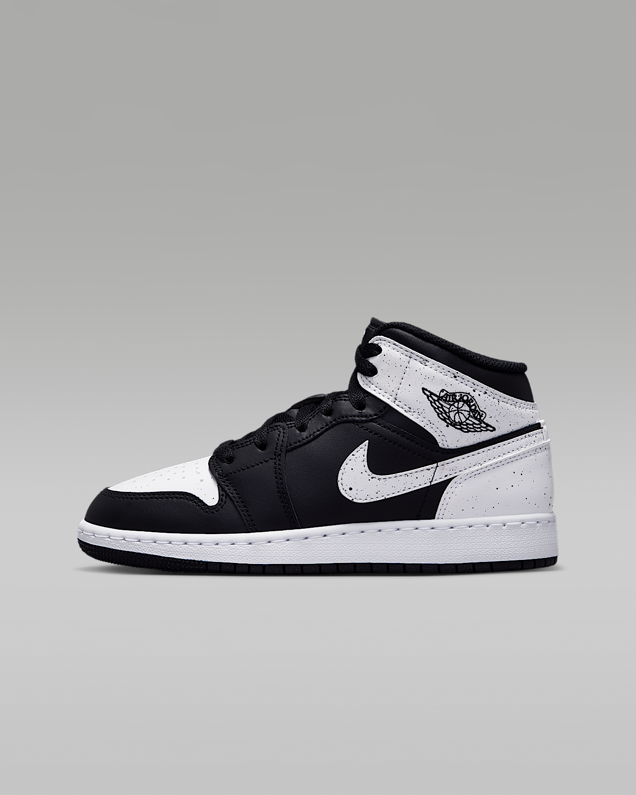 Детские кроссовки Air Jordan 1 Mid Big Kids'