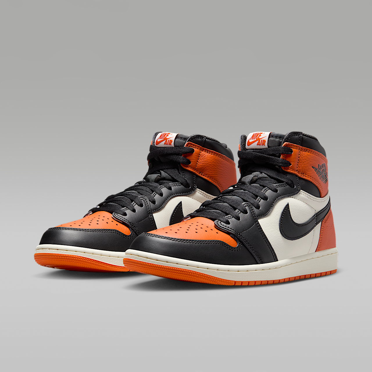 Nike Air Jordan 1 sneaker Zwart/Sail/Starfish/Zwart