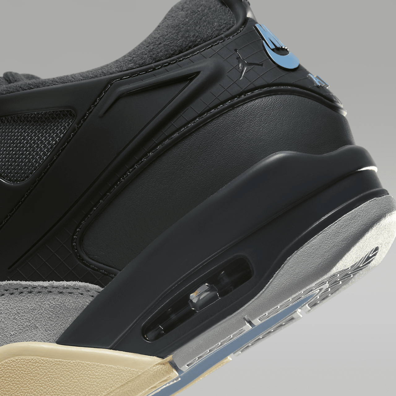 Nike Air Jordan sneaker Iron Grey/Off Noir/Dark Smoke Grey/Chambray