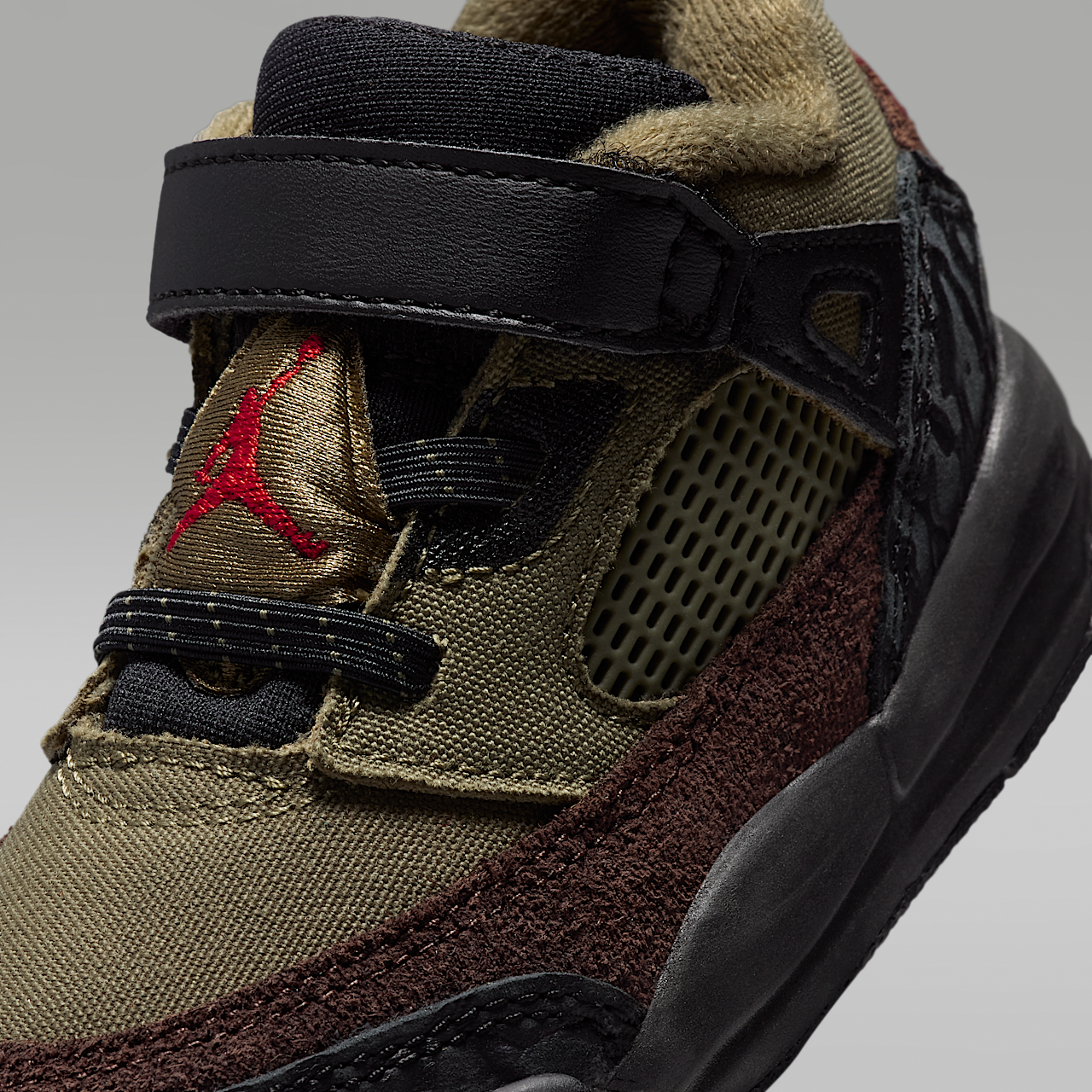 Nike Jordan Spizike Low sneaker Medium Olive/Zwart/Baroque Brown/University Red
