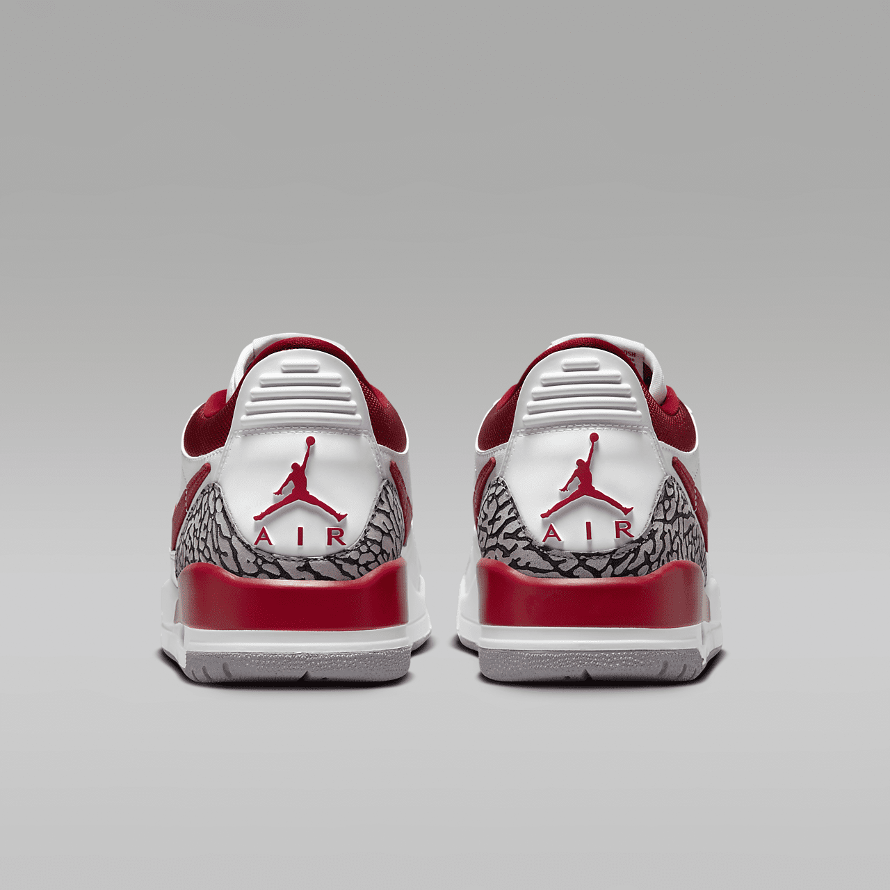 Nike Air Jordan Legacy sneaker Wit/Cement Grey/Zwart/Gym Red
