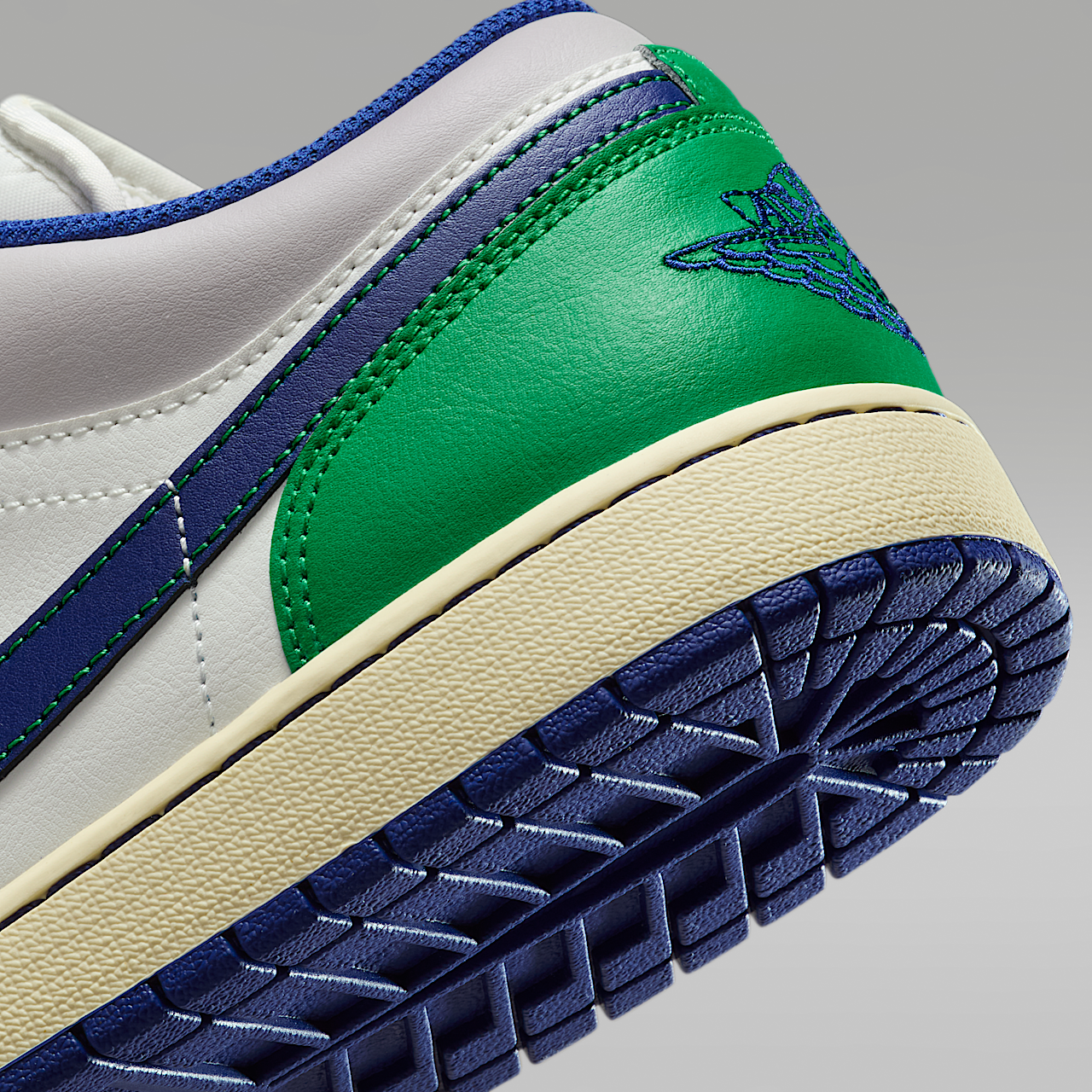 Nike Air Jordan 1 Low sneaker Sail/Stadium Green/Neutral Grey/Deep Royal Blue
