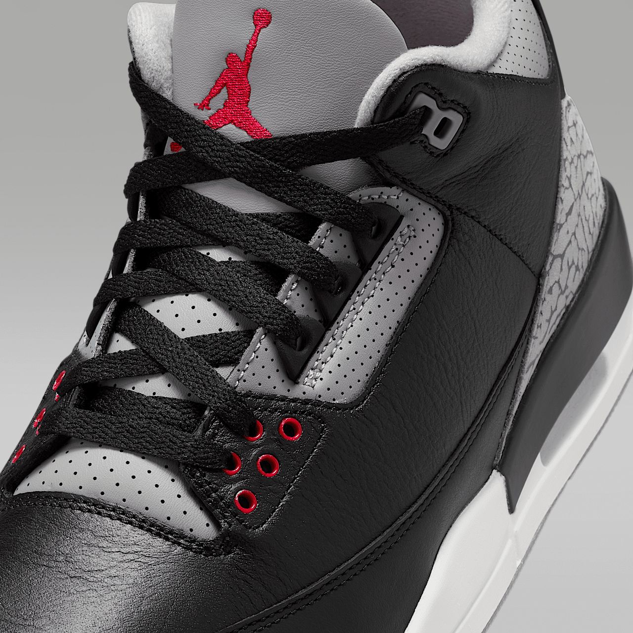 Nike Air Jordan sneaker Zwart/Cement Grey/Summit White/Fire Red