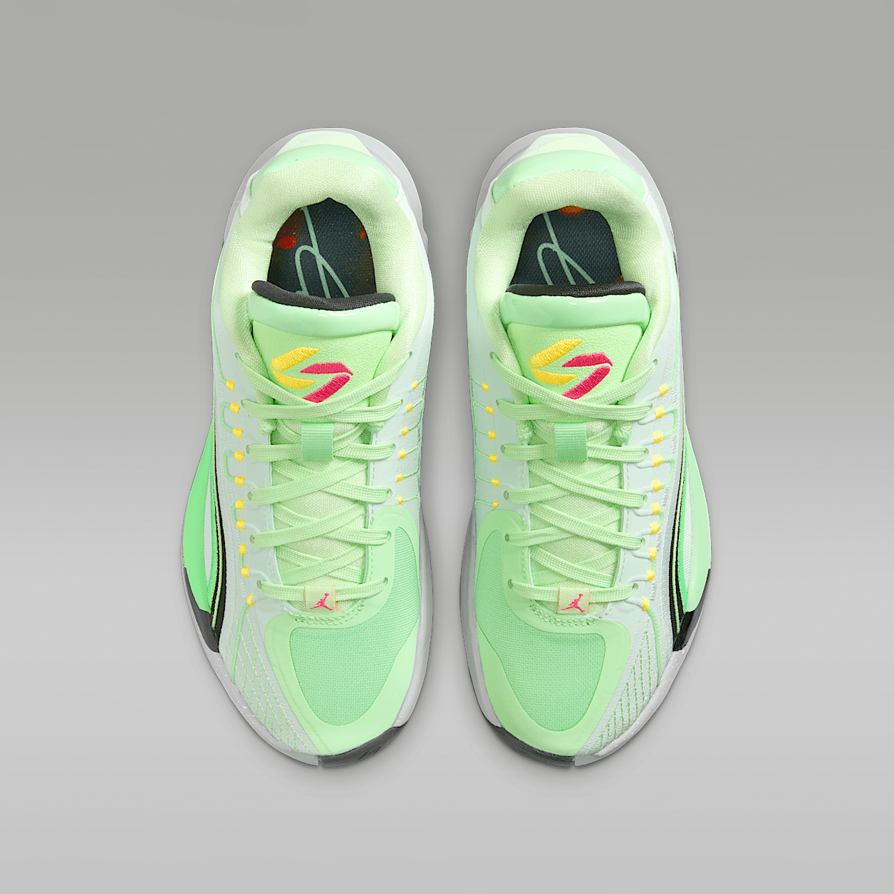 Nike  sneaker Barely Green/Vapor Green/Metallic Silver/Zwart