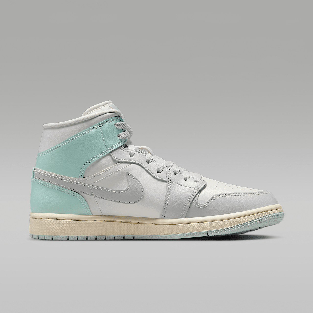 Nike Air Jordan 1 Mid sneaker Sail/Igloo/Coconut Milk/Neutral Grey
