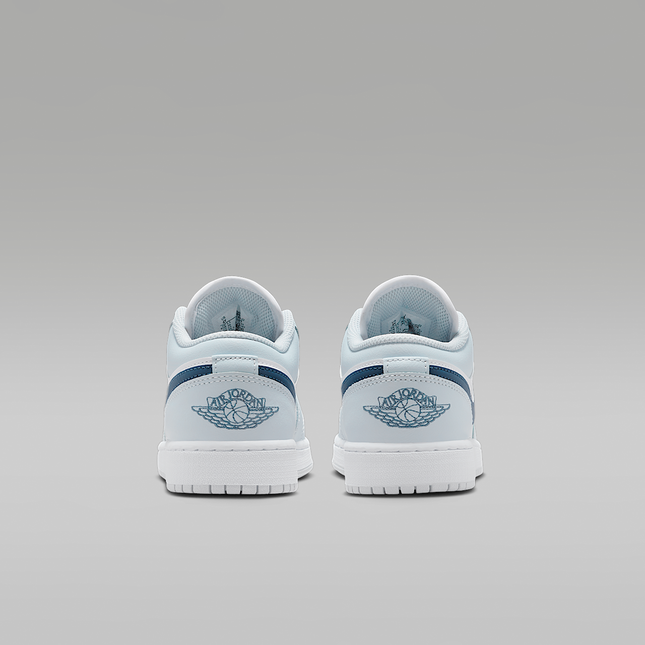Nike Air Jordan 1 Low sneaker Wit/Aura/Squadron Blue