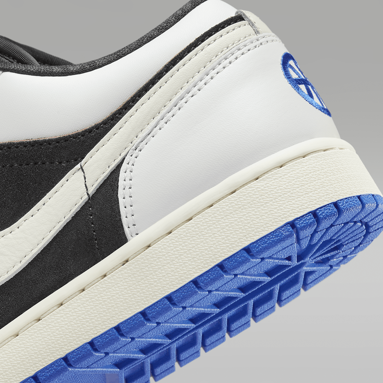 Nike Air Jordan 1 Low sneaker Off Noir/Summit White/Burnt Sunrise/Sail