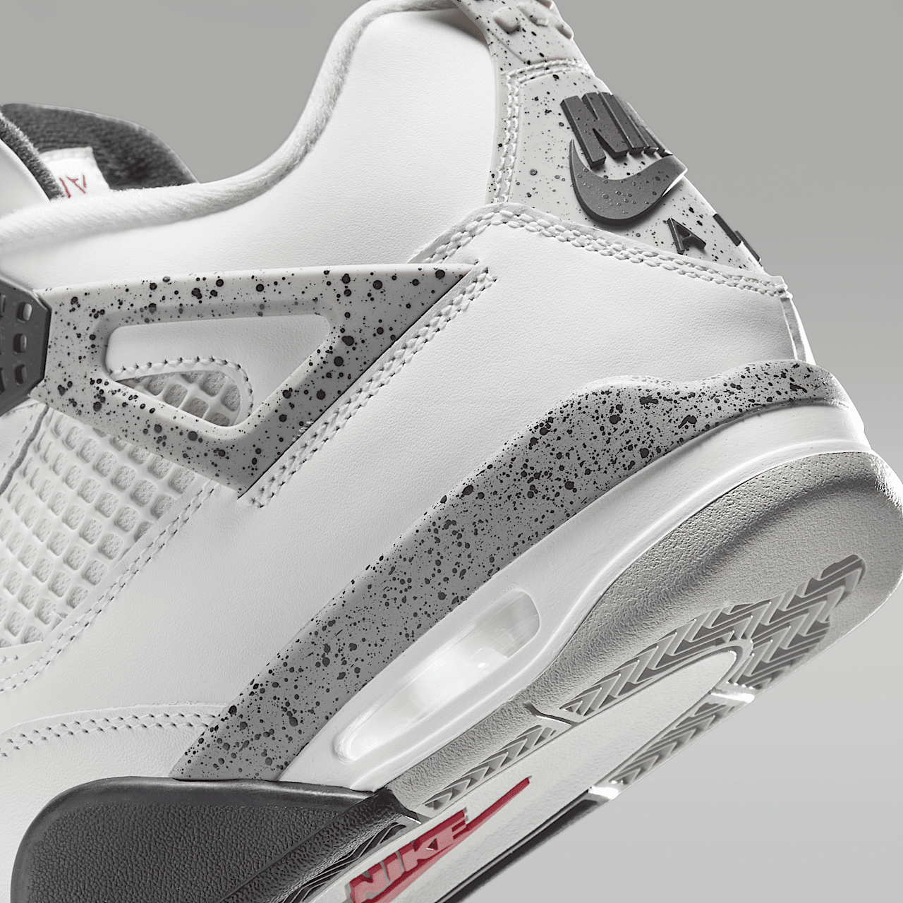 Air Jordan 4 Retro 'White Cement' - FV5029-100