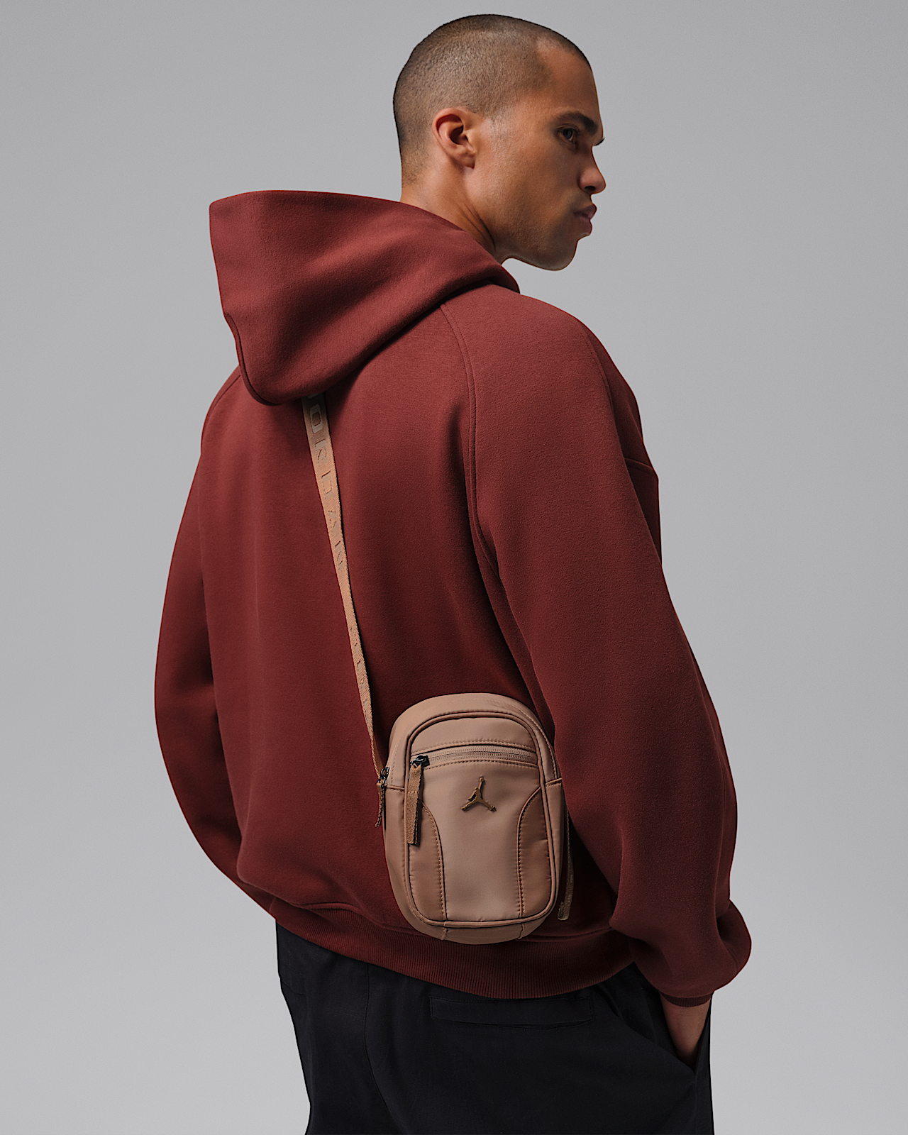 Женская сумка Jordan Airborne II Festival Bag (1L)