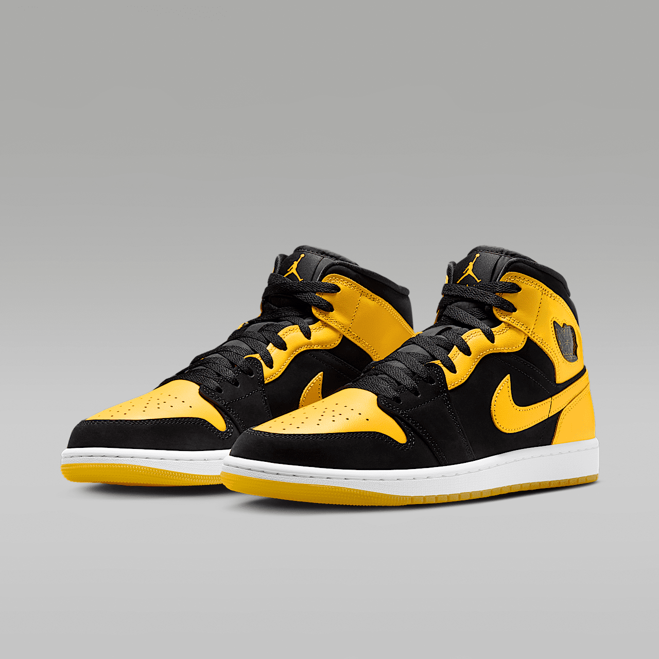 Nike Air Jordan sneaker Zwart/Wit/Varsity Maize