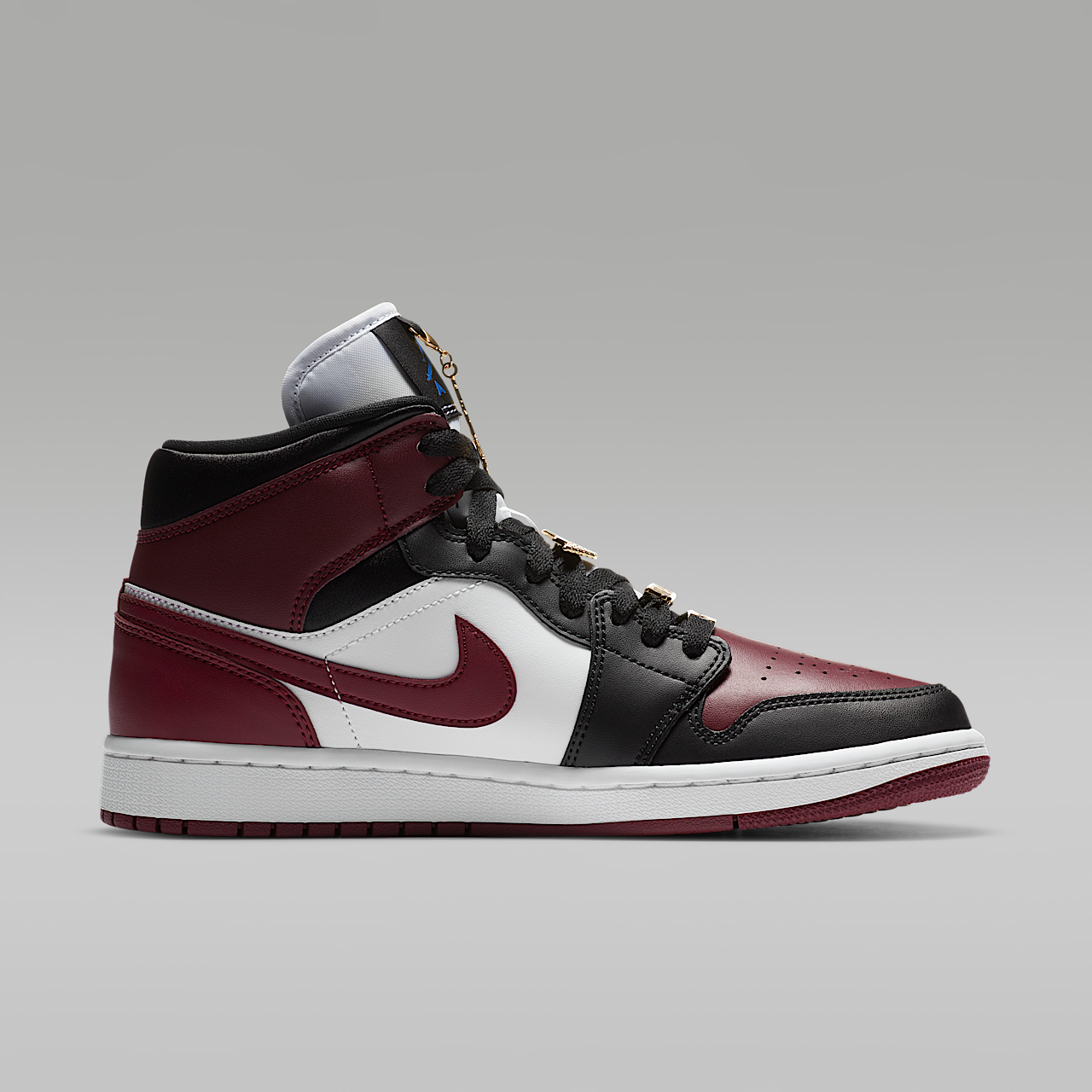 Nike Air Jordan 1 Mid sneaker Zwart/Wit/Hyper Royal/Dark Beetroot