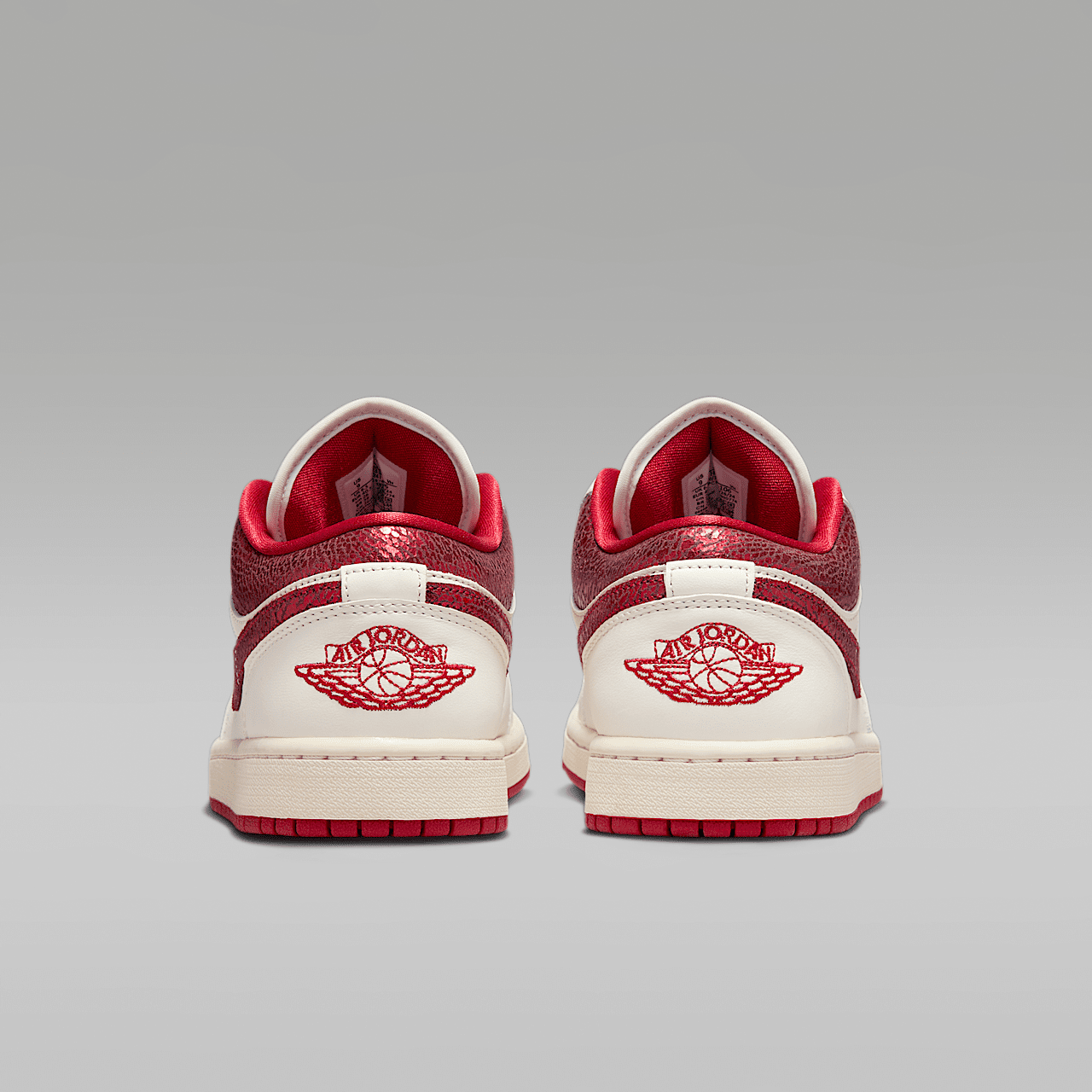 Nike Air Jordan sneaker Sail/Team Red/Varsity Red