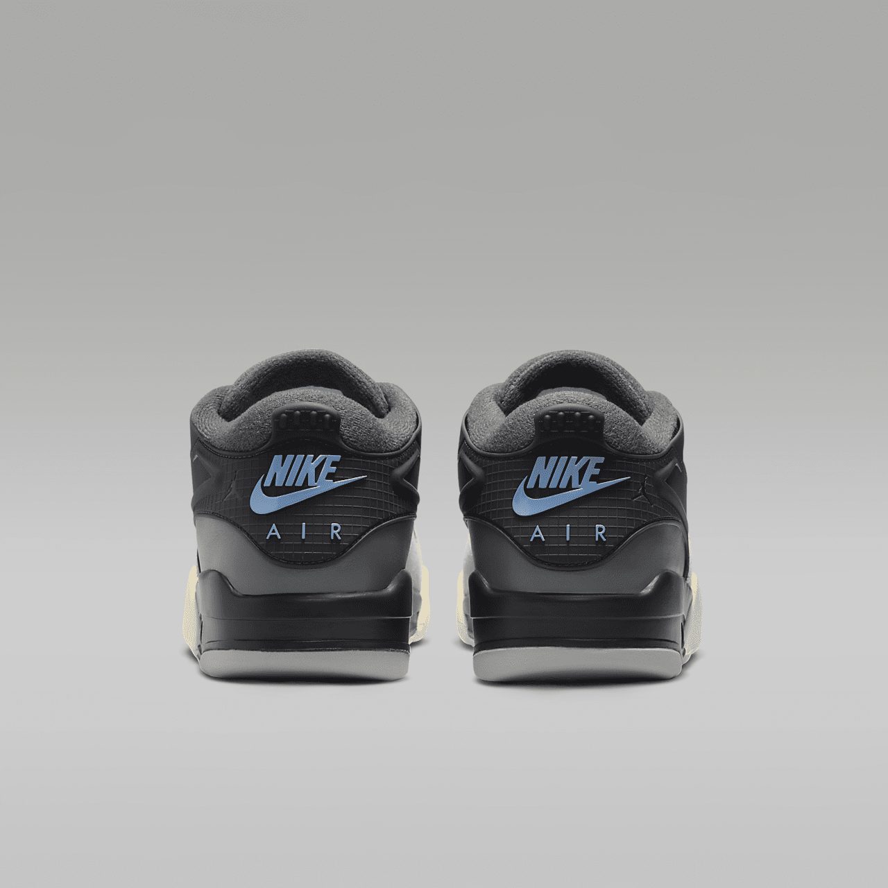 Nike Air Jordan sneaker Iron Grey/Off Noir/Dark Smoke Grey/Chambray