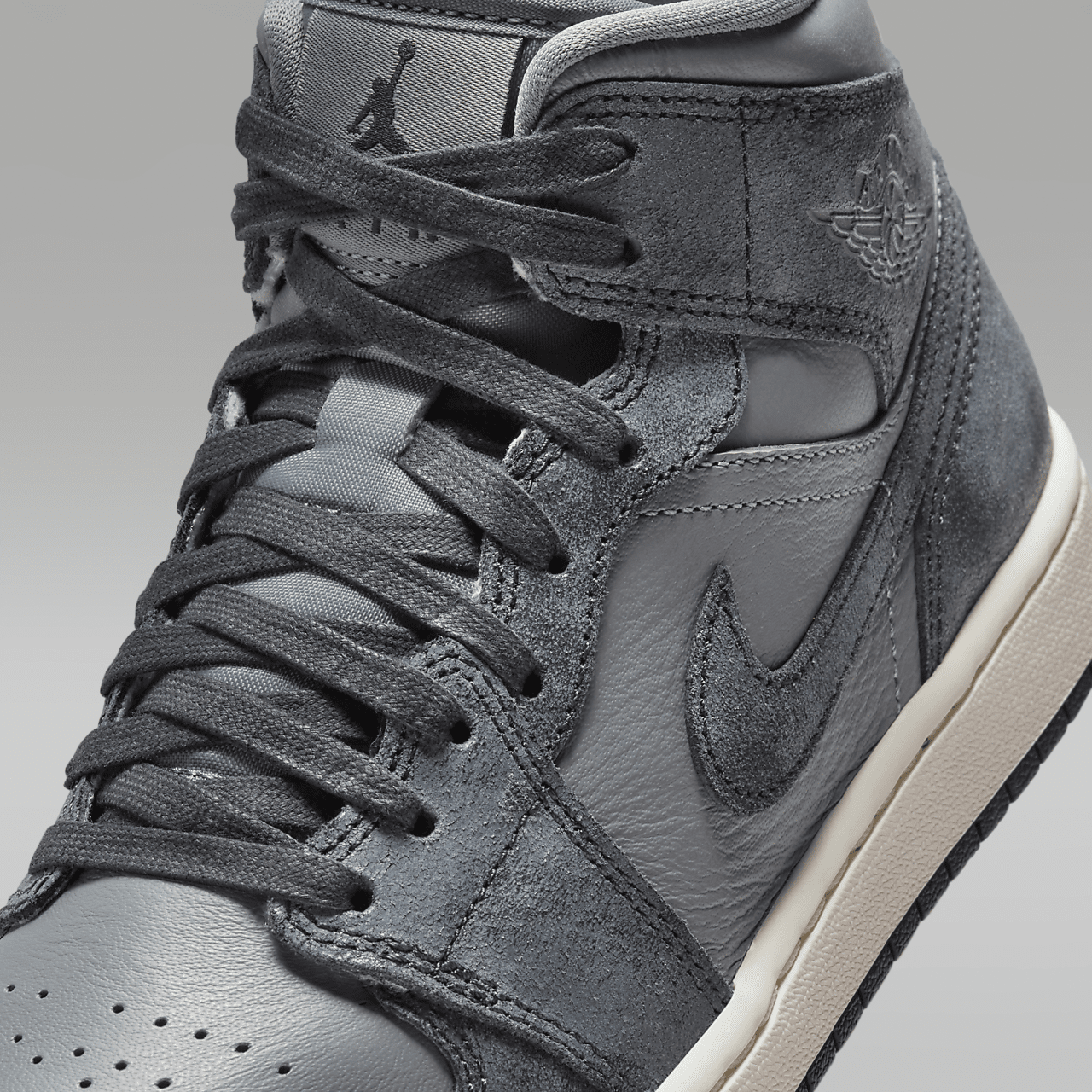 Nike Air Jordan 1 Mid sneaker Smoke Grey/Sail/Off Noir