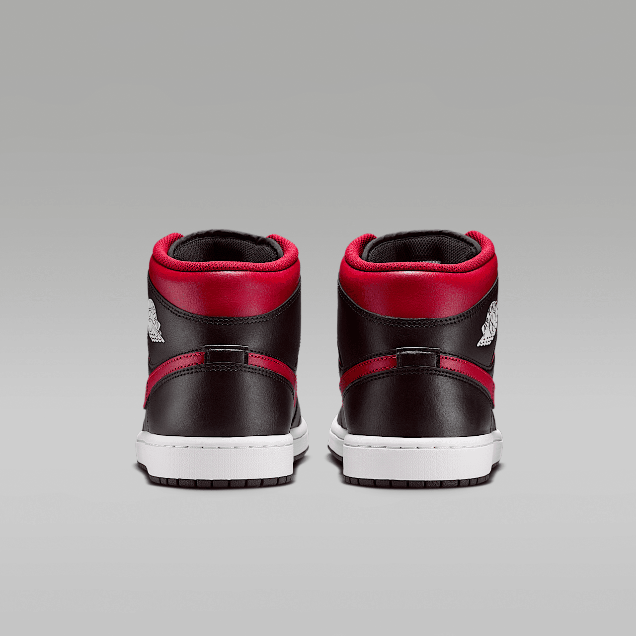 Nike Air Jordan 1 Mid sneaker Zwart/Summit White/Varsity Red