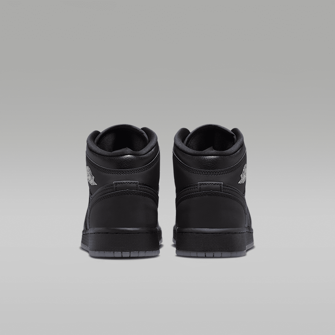 Nike Air Jordan 1 Mid sneaker Zwart/Wit/Wolf Grey/Zwart