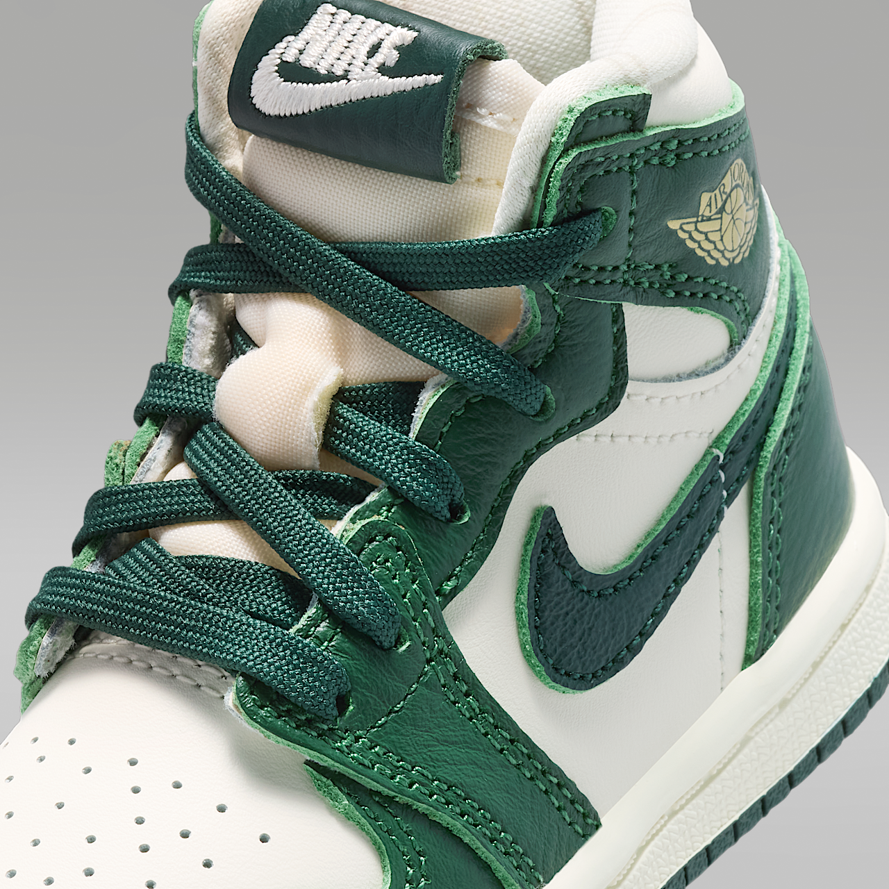 Nike  sneaker Pale Ivory/Fir/Coconut Milk/Pro Green