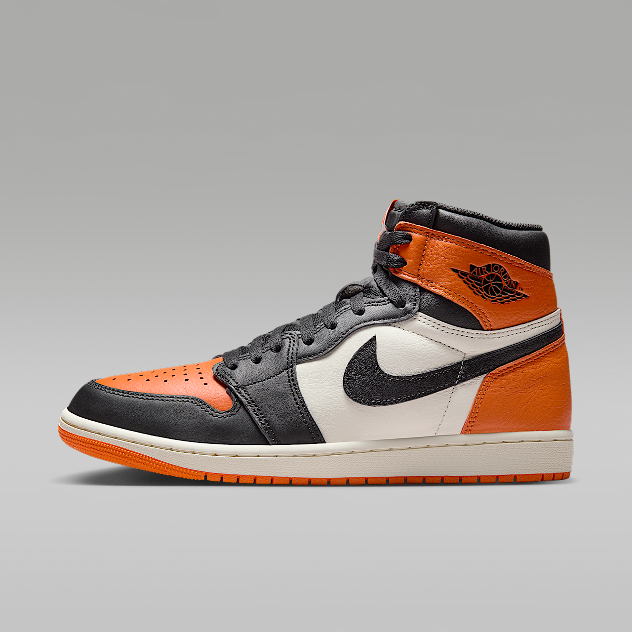 Nike Air Jordan 1 sneaker Zwart/Sail/Starfish/Zwart