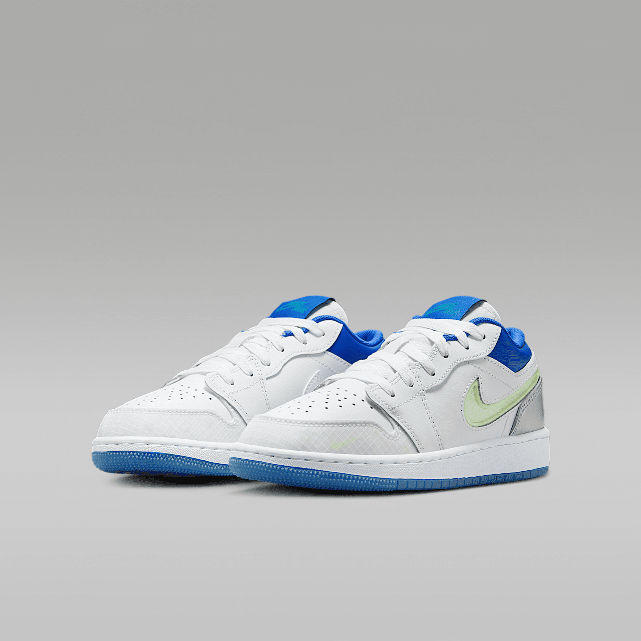 Nike Air Jordan 1 Low sneaker Wit/Metallic Silver/Volt Tint/Hyper Royal