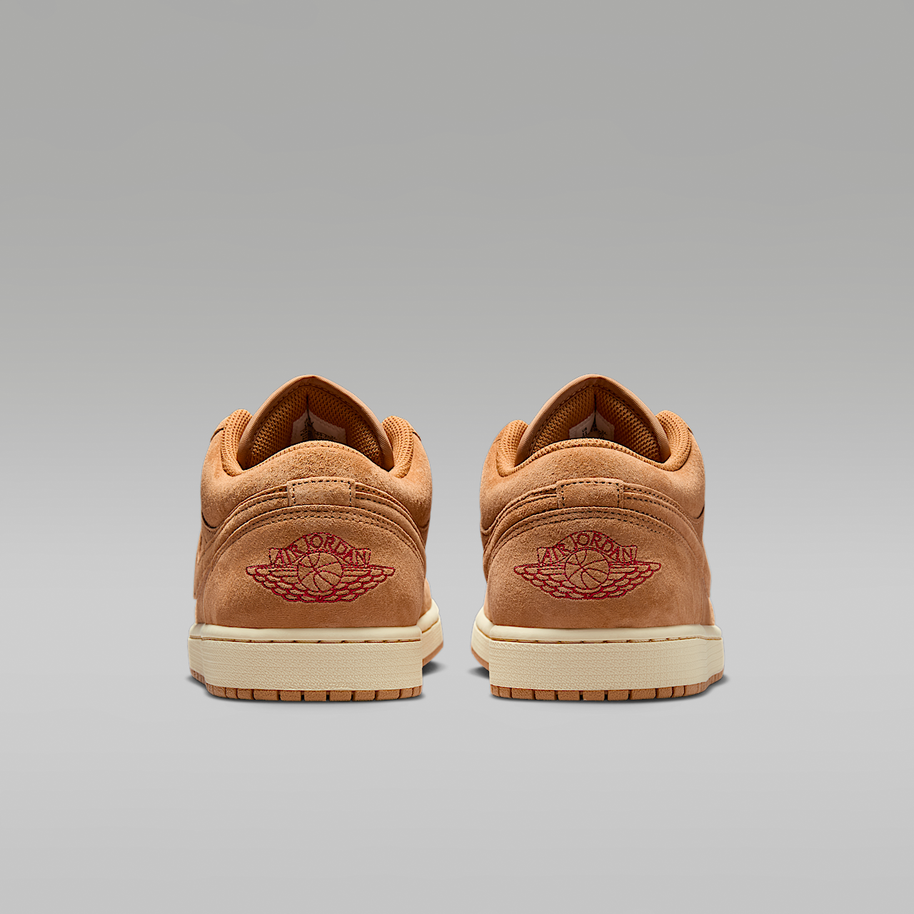 Nike Air Jordan sneaker Flax/Varsity Red/Muslin/Flax