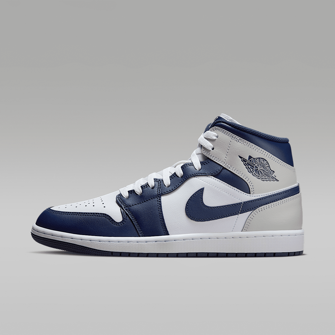 air jordan 1 mid epantofi