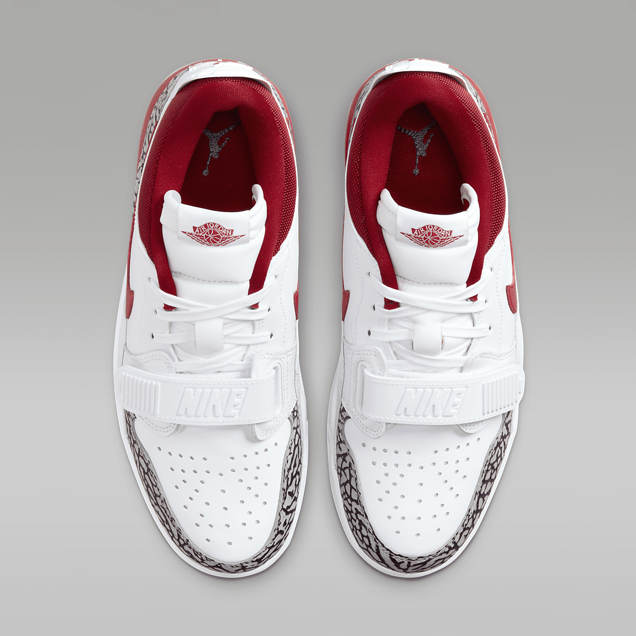 Nike Air Jordan Legacy sneaker Wit/Cement Grey/Zwart/Gym Red