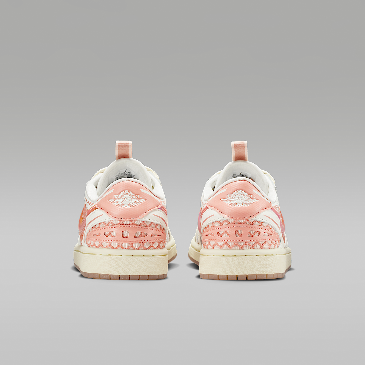 Nike Air Jordan 1 Low sneaker Sail/Coconut Milk/Washed Coral/Light Madder Root
