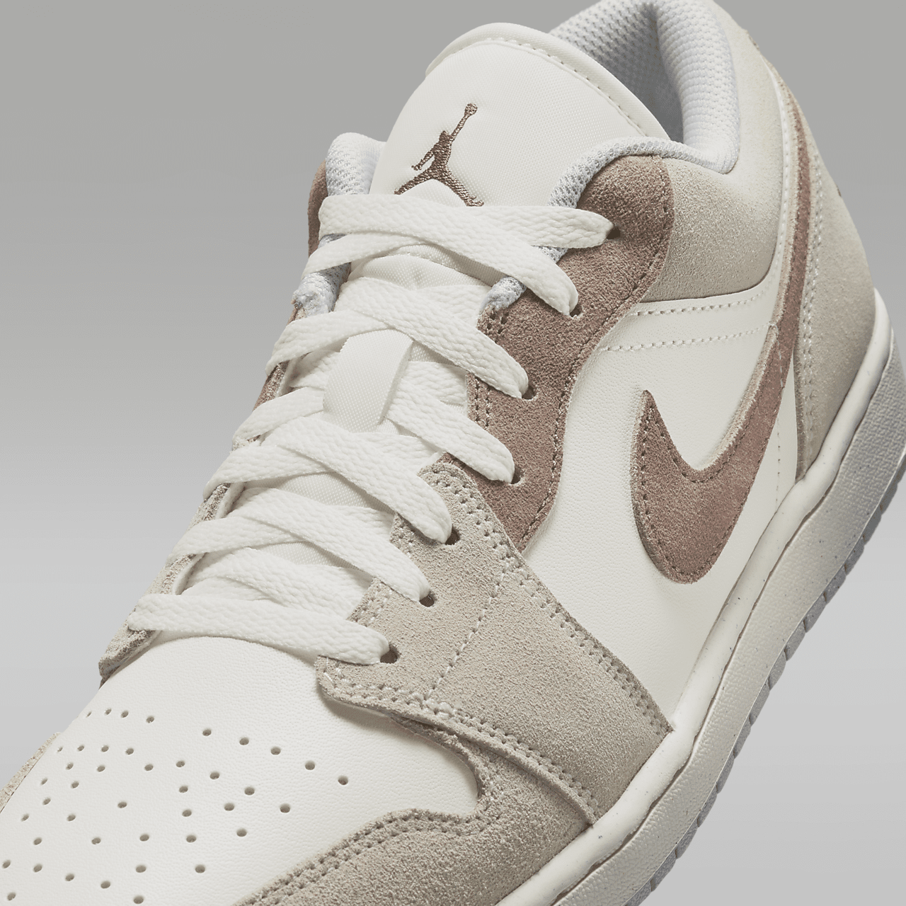 Nike Air Jordan 1 Low sneaker Legend Light Brown/Sail/Neutral Grey/Archaeo Brown