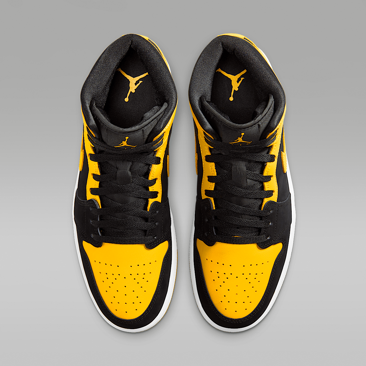 Nike Air Jordan sneaker Zwart/Wit/Varsity Maize