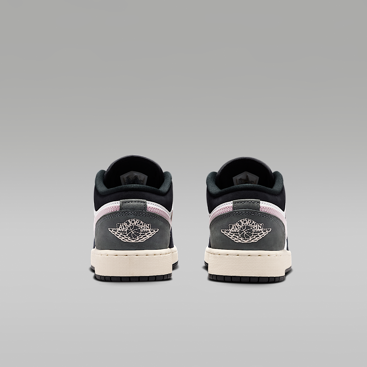 Nike Air Jordan sneaker Zwart/Iron Grey/Wit/Iced Carmine