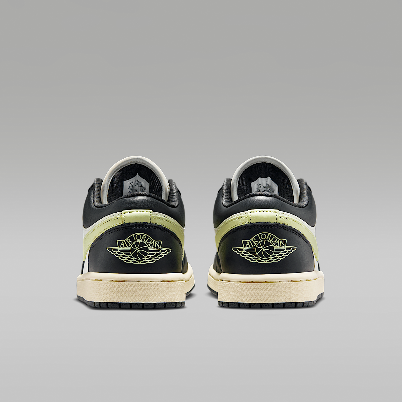 Nike Air Jordan sneaker Anthracite/Sail/Luminous Green