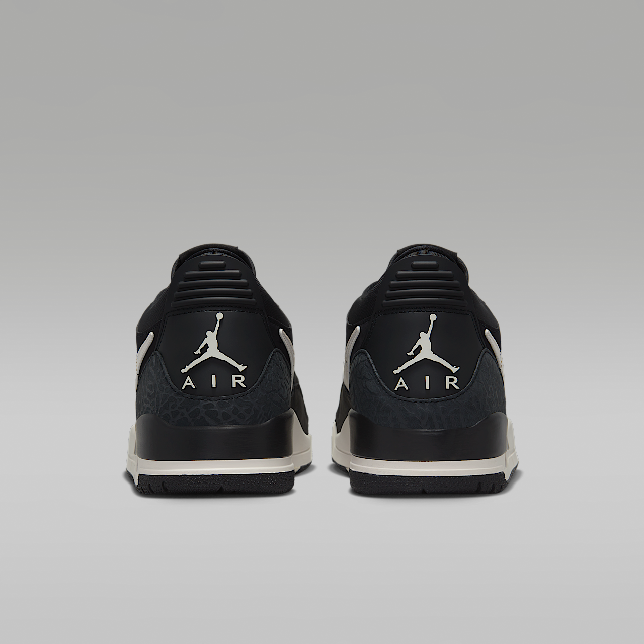 Nike Air Jordan Legacy sneaker Zwart/Anthracite/Phantom