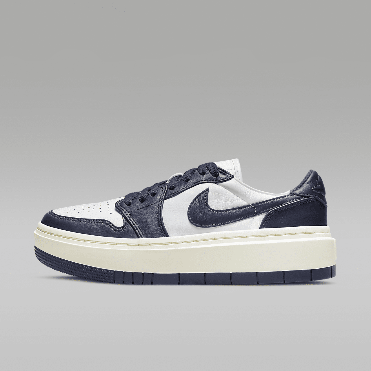 Nike Air Jordan 1 sneaker Wit/Sail/Midnight Navy