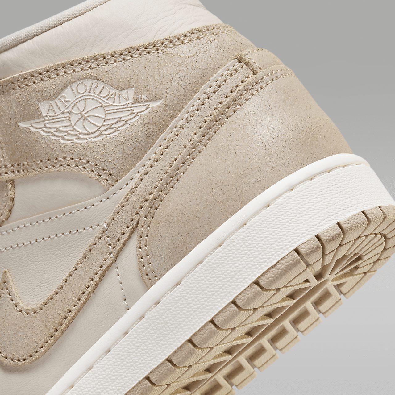 Nike Air Jordan 1 Mid sneaker Legend Light Brown/Sail/Legend Medium Brown