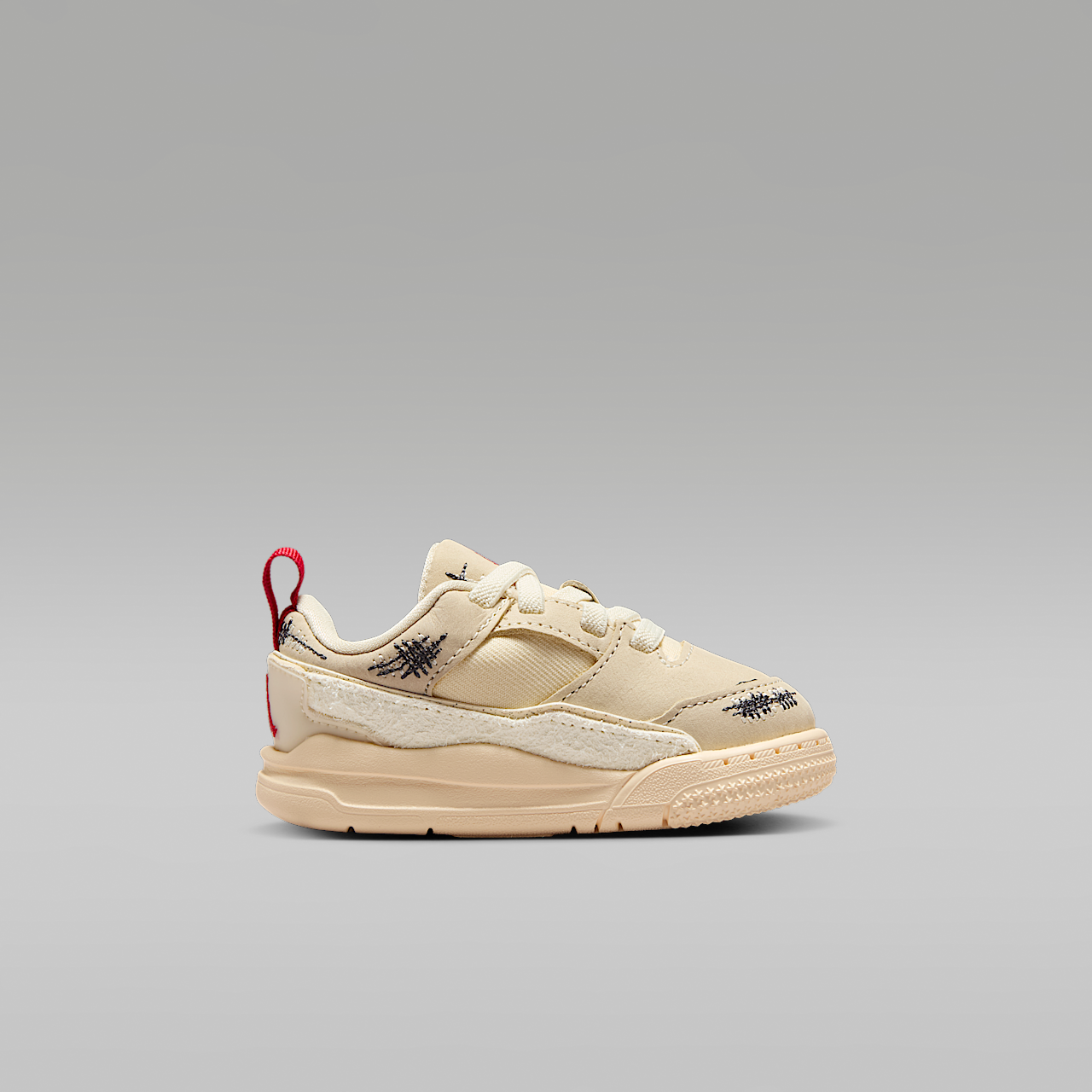 Nike  sneaker Coconut Milk/Muslin/Off Noir/Varsity Red
