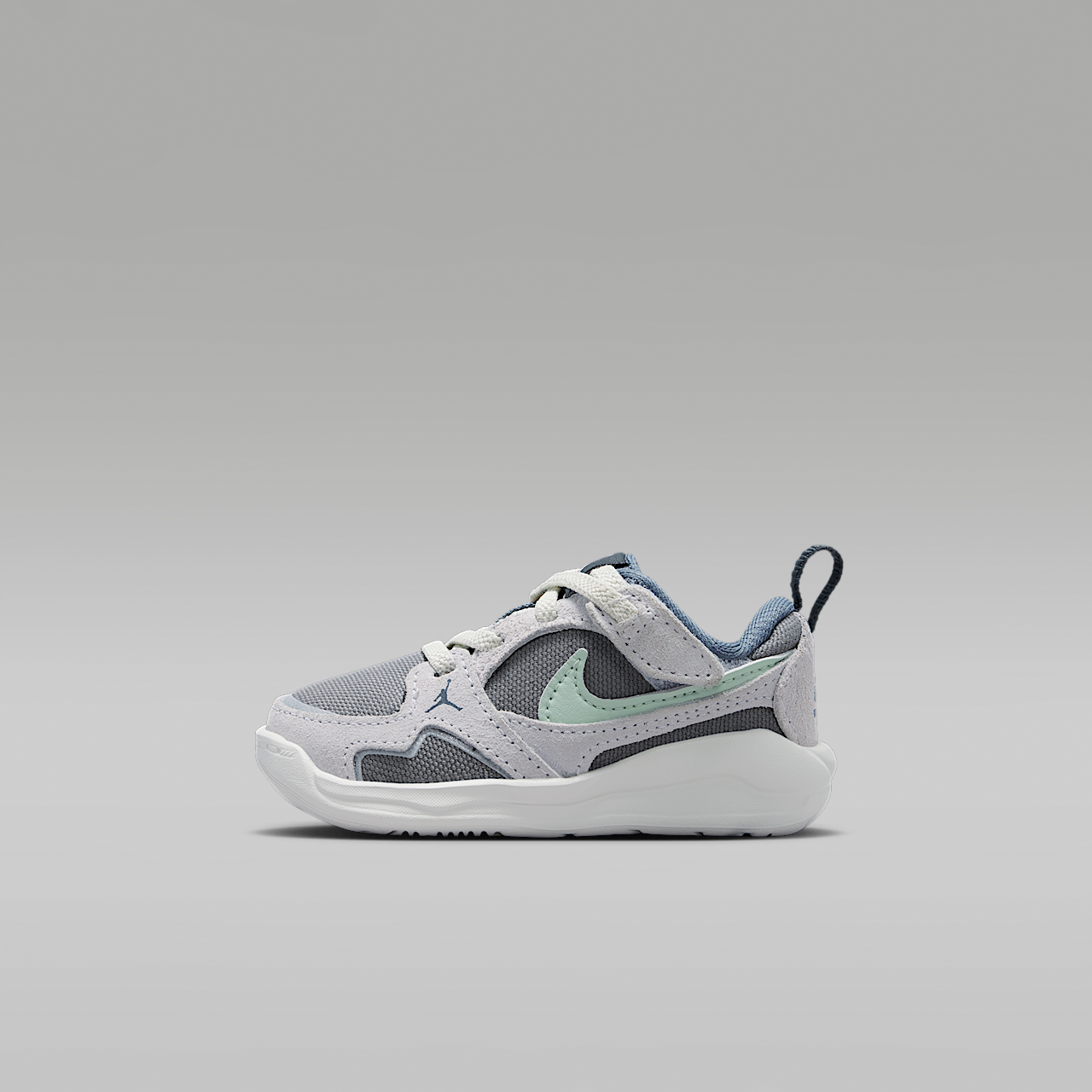 Nike  sneaker Cool Grey/Iris Whisper/Anthracite/Jade Aura