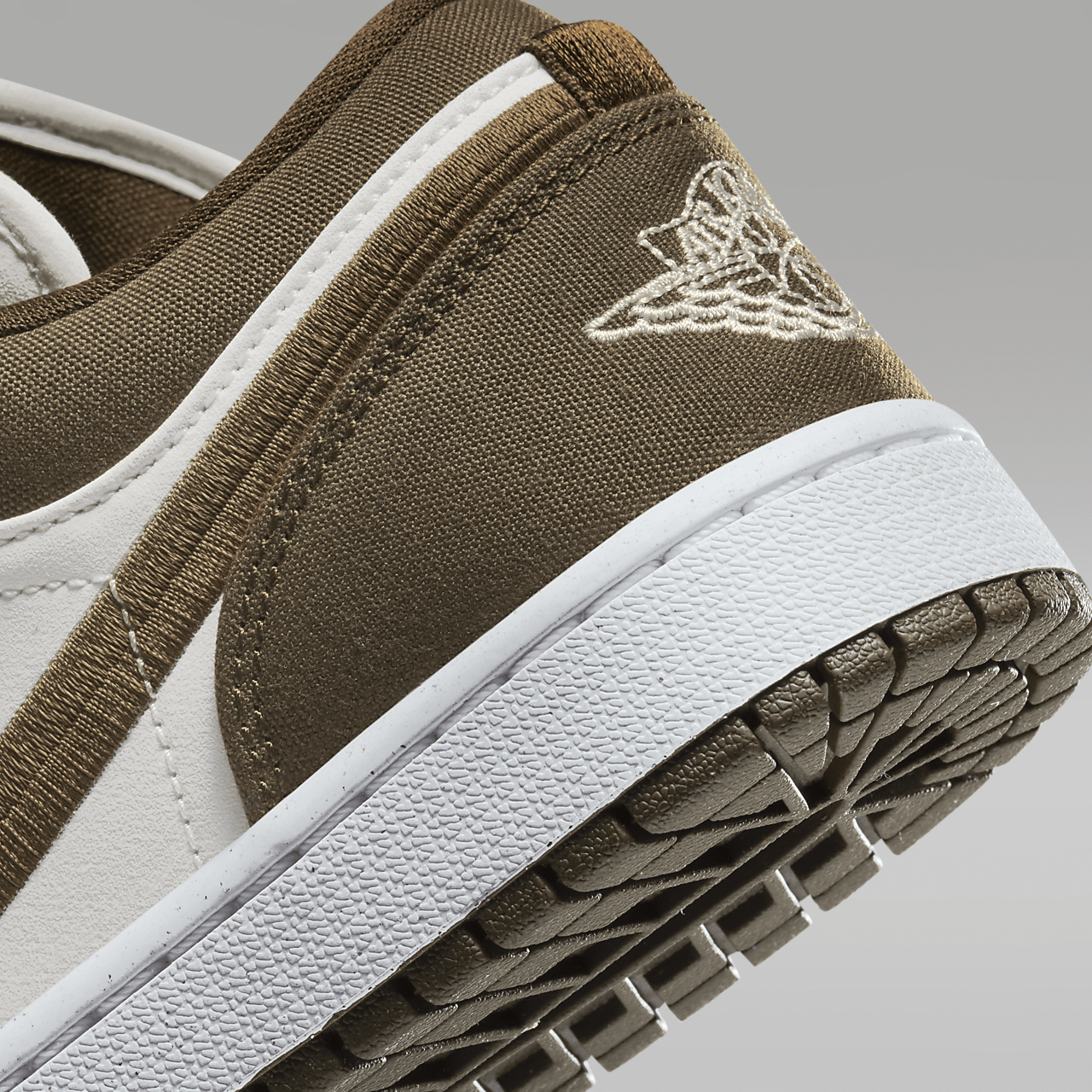 Nike Air Jordan 1 Low sneaker Light Olive/Wit/Sail