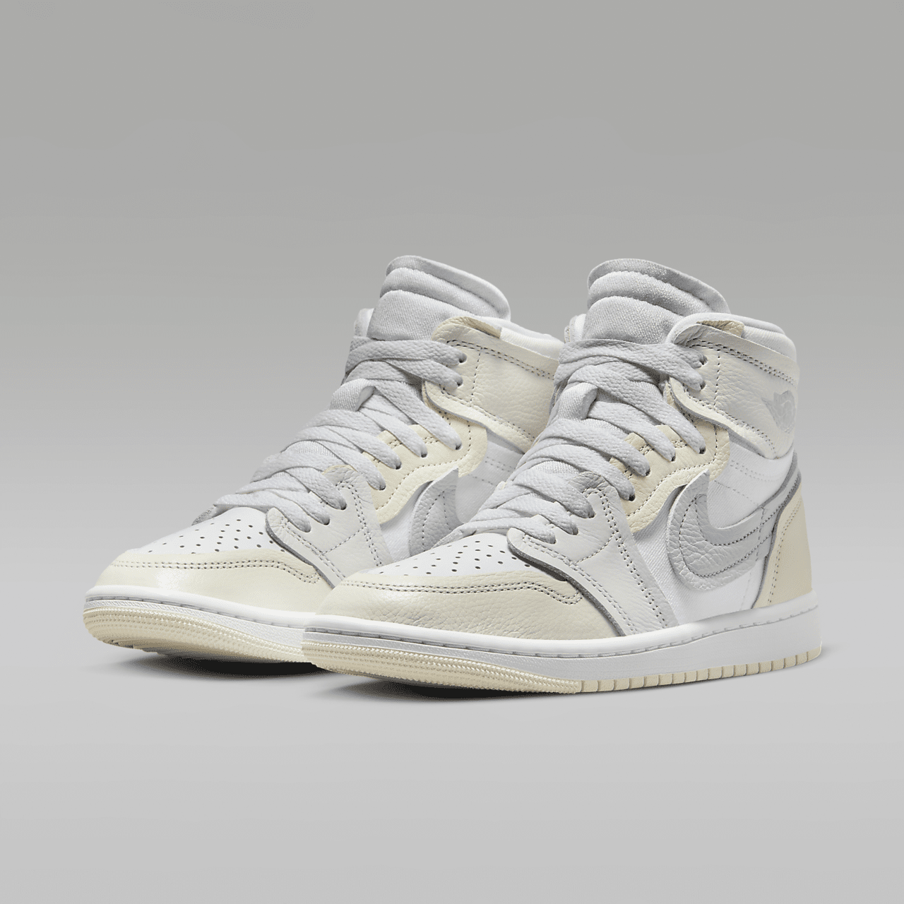 Nike Air Jordan 1 High sneaker Wit/Sail/Coconut Milk/Pure Platinum