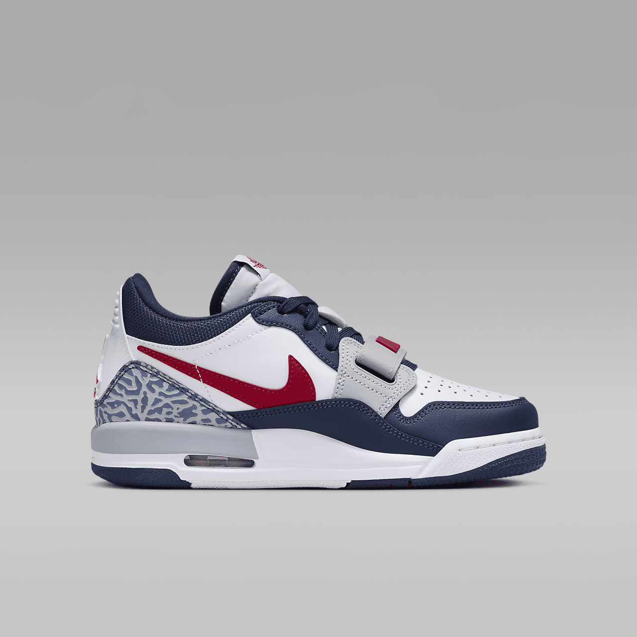 Nike Air Jordan Legacy sneaker Wit/Midnight Navy/Wolf Grey/Varsity Red
