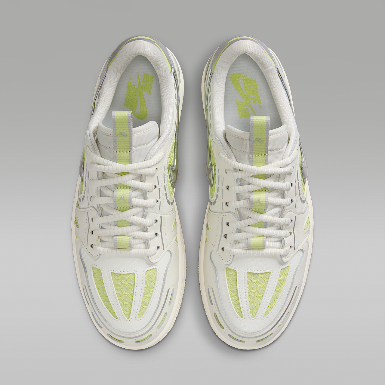 Nike Air Jordan 1 Low sneaker Sail/Metallic Silver/Luminous Green