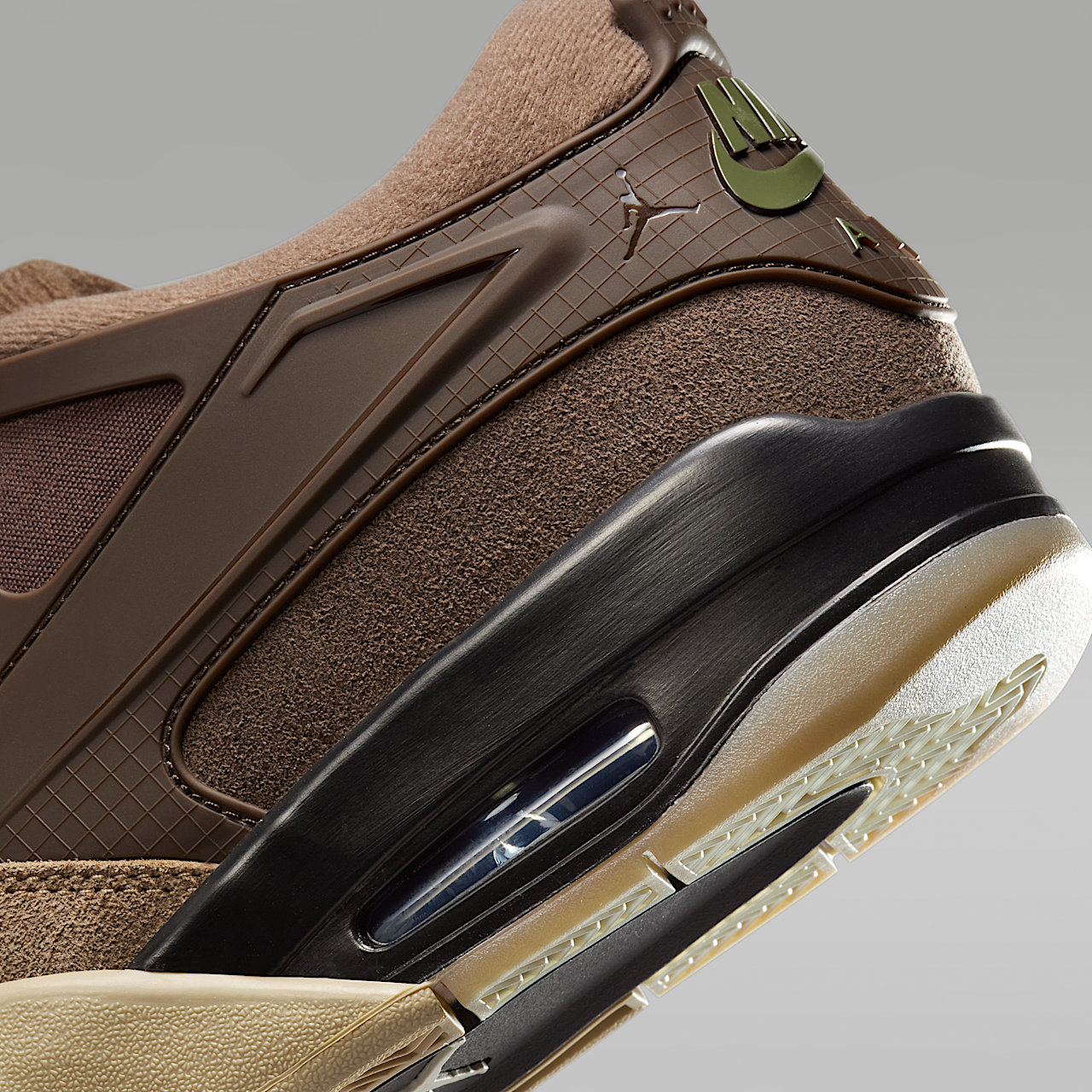 Nike Air Jordan 4 RM sneaker Ironstone/Baroque Brown/Light Bone/Medium Olive
