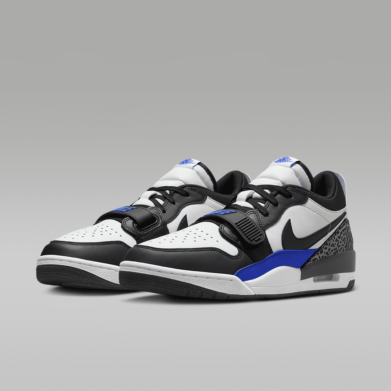 Nike Air Jordan Legacy sneaker Wit/Game Royal/Wolf Grey/Zwart