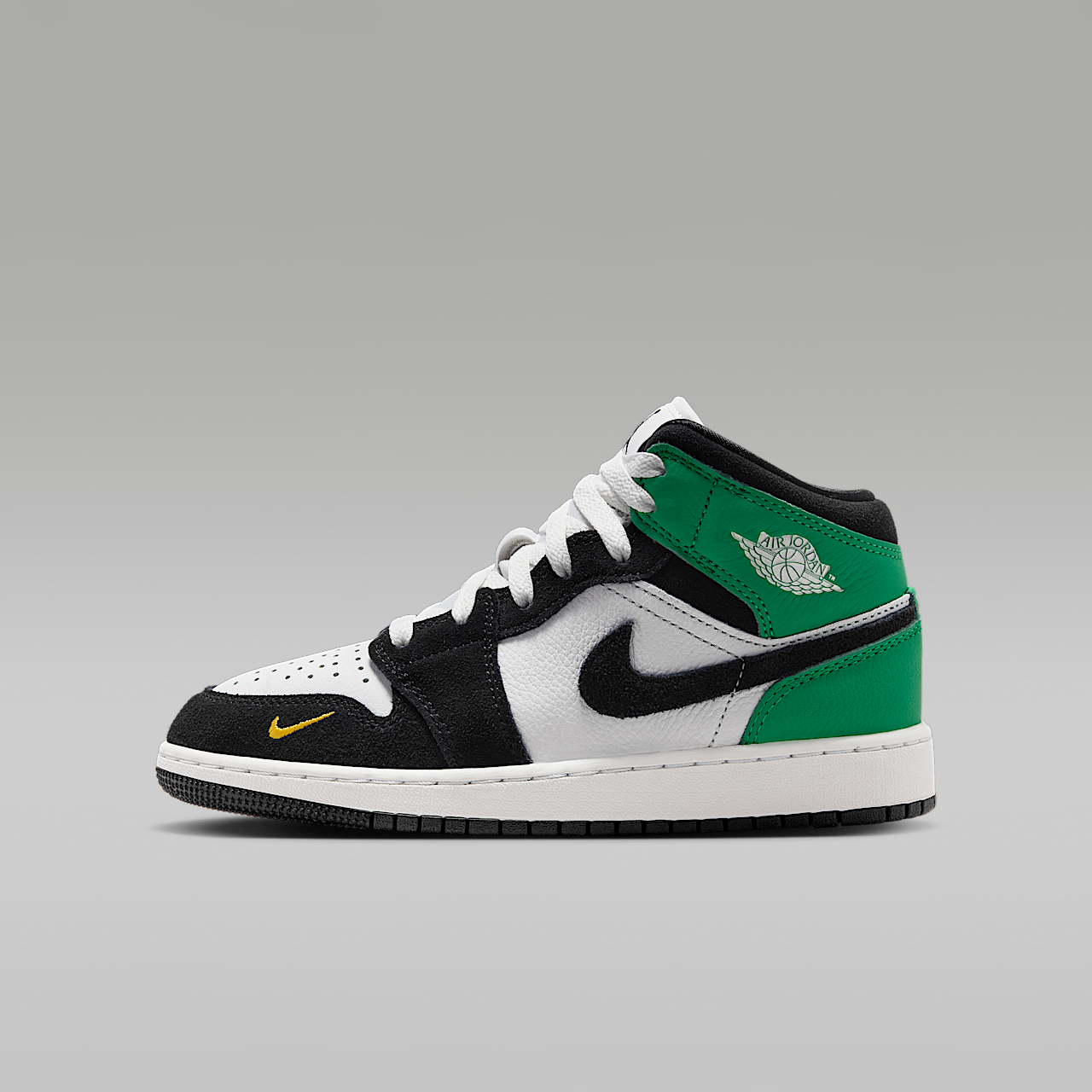 Nike Air Jordan sneaker Summit White/Lucky Green/University Gold/Zwart