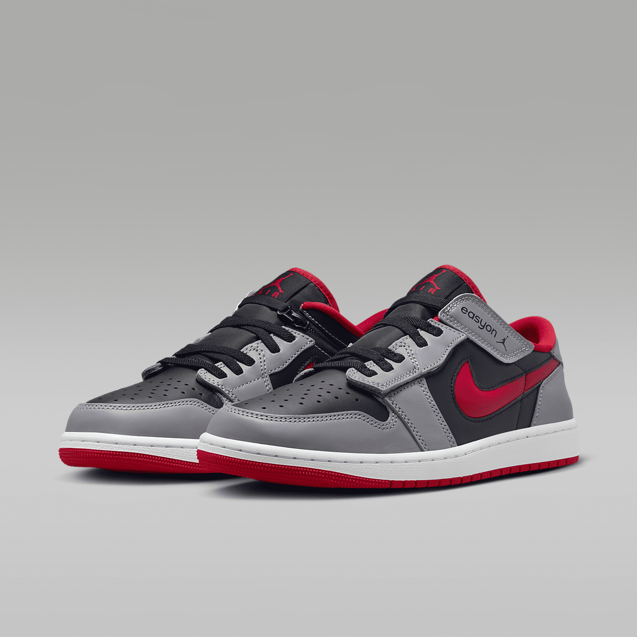 Nike Air Jordan 1 Low sneaker Zwart/Cement Grey/Wit/Fire Red