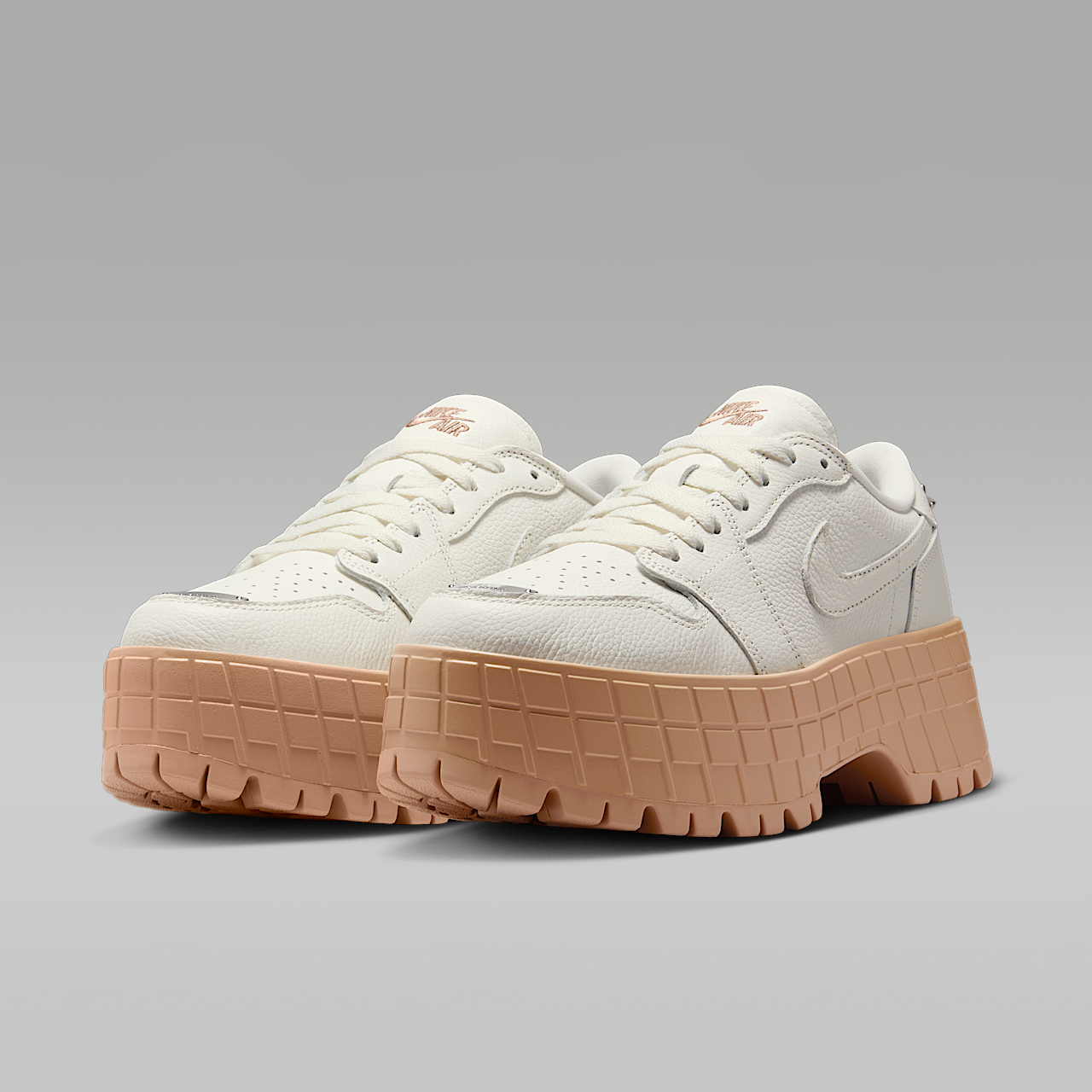Nike Air Jordan 1 sneaker Sail/Hemp/Metallic Silver