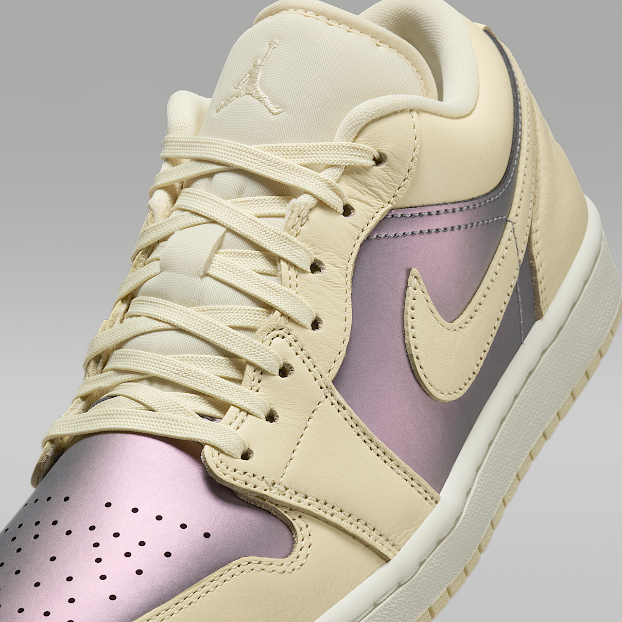 Nike Air Jordan sneaker Muslin/Sail/Royal Tint/Muslin