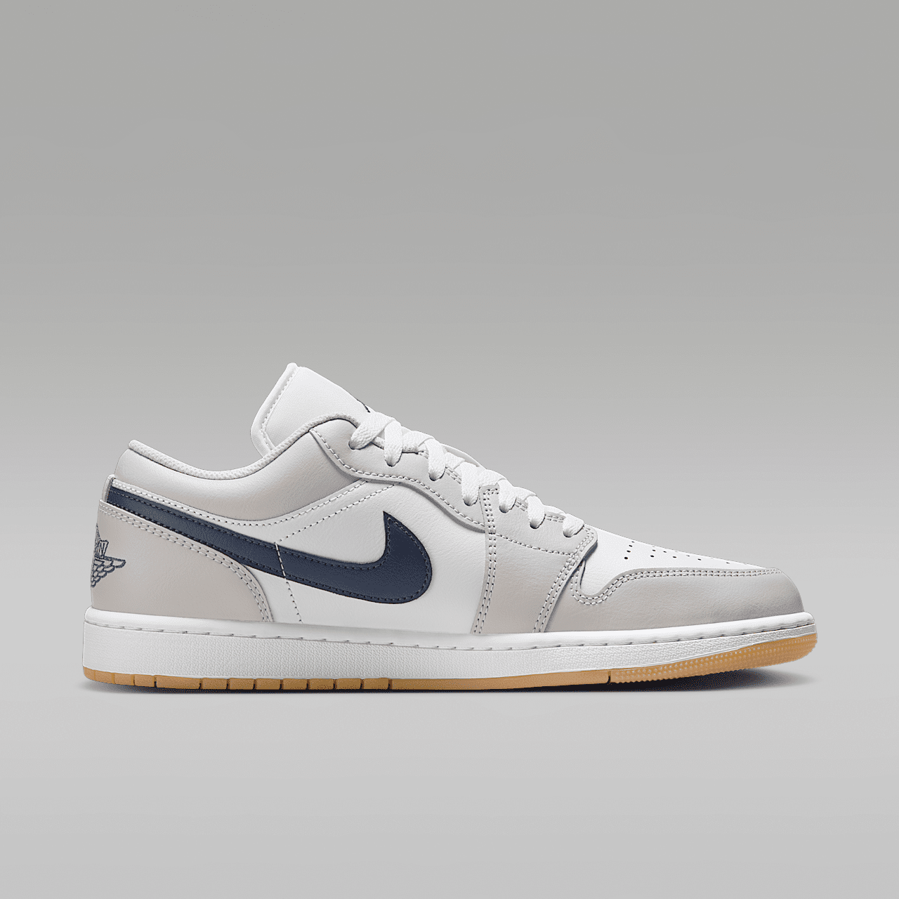 Nike Air Jordan 1 Low sneaker Wit/Neutral Grey/Gum Medium Brown/Midnight Navy