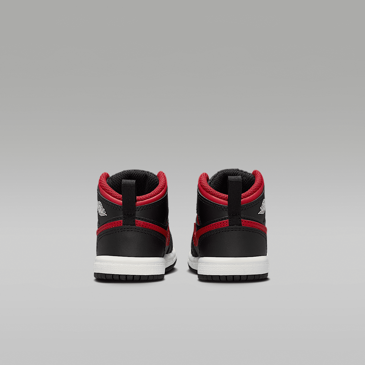 Nike  sneaker Zwart/Summit White/Varsity Red